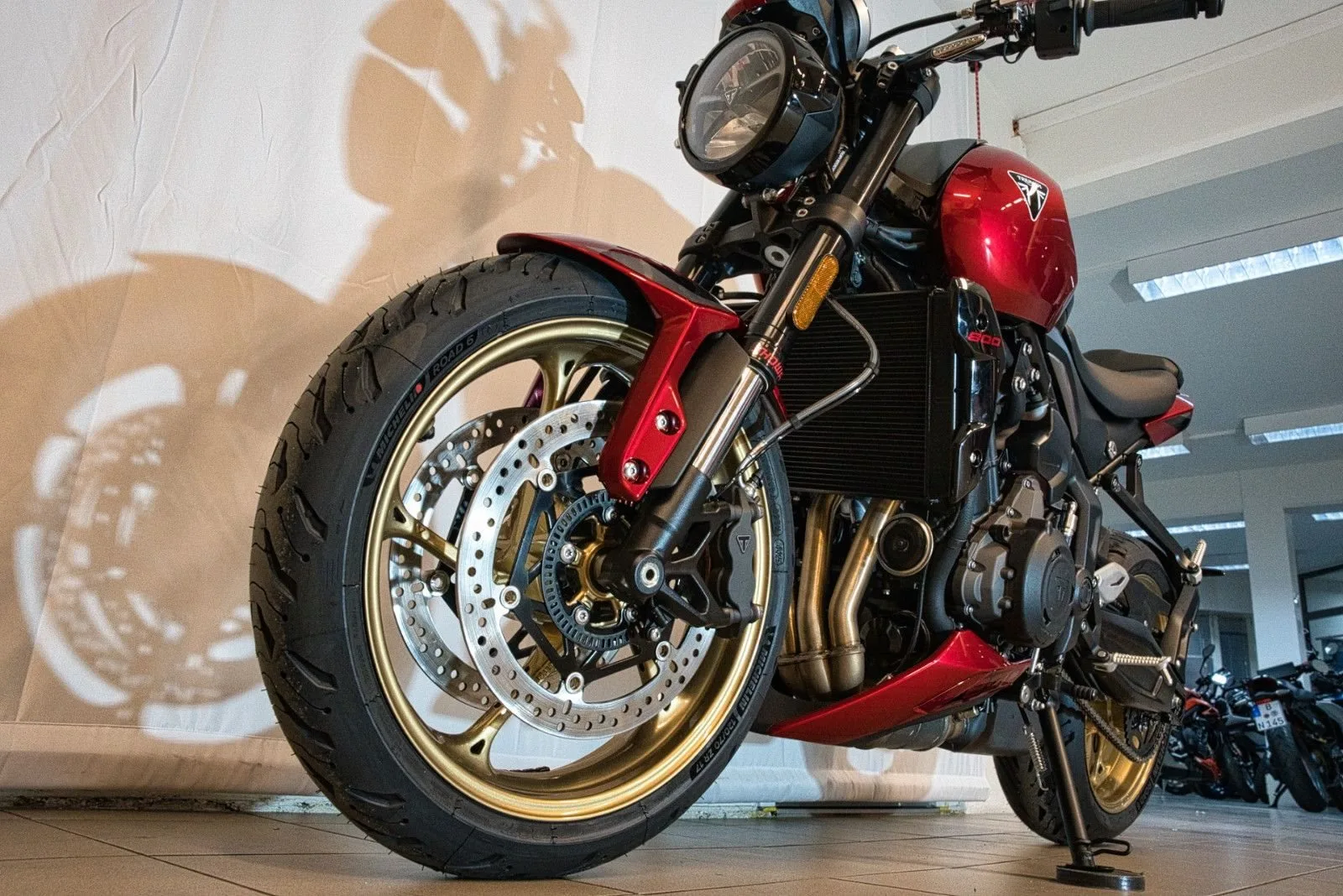 Triumph Trident 800