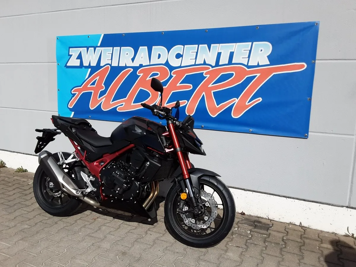 Honda CB750 Hornet E-Clutch