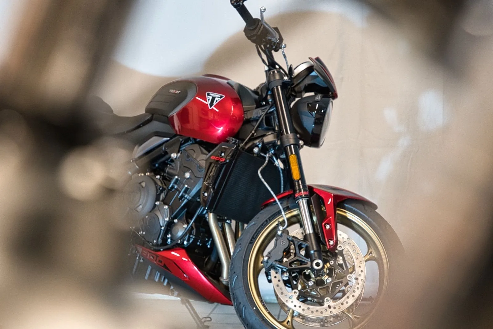 Triumph Trident 800