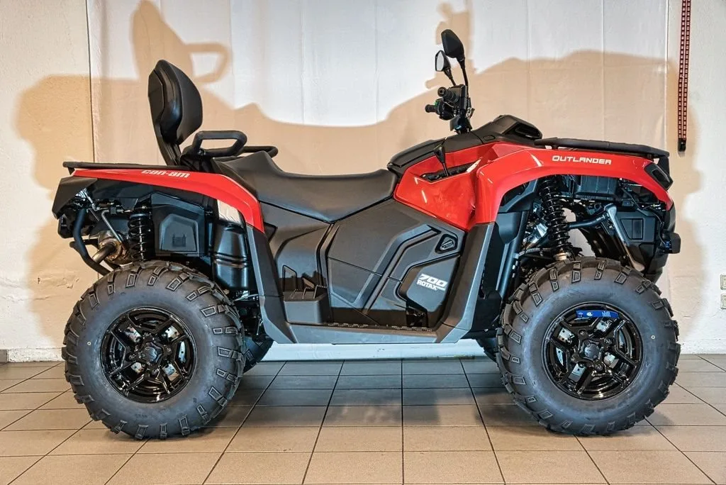 Can-Am OUTLANDER MAX DPS 700