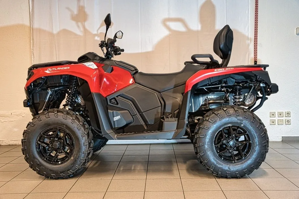 Can-Am OUTLANDER MAX DPS 700