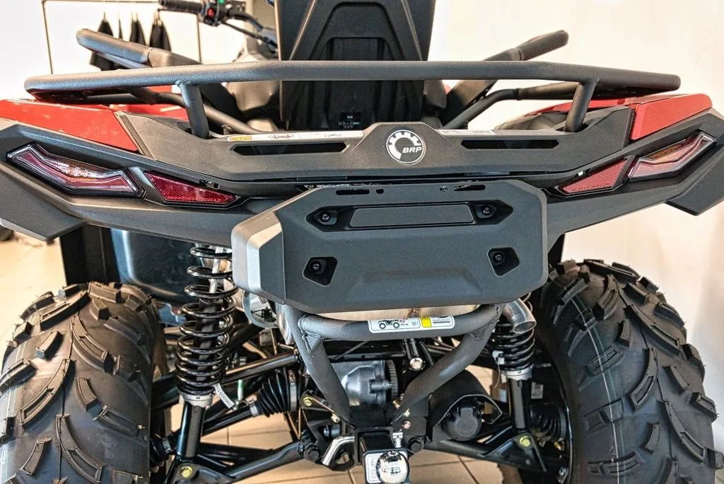 Can-Am OUTLANDER MAX DPS 700