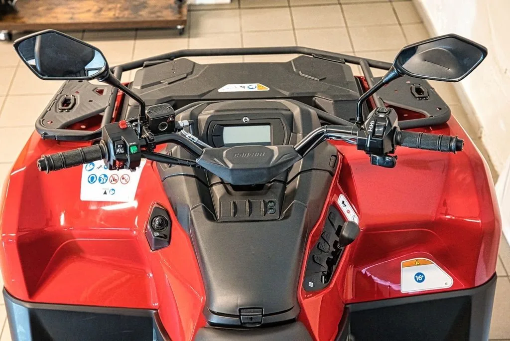 Can-Am OUTLANDER MAX DPS 700
