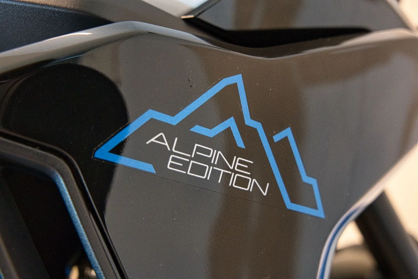 Triumph Tiger 900 Alpine Edition