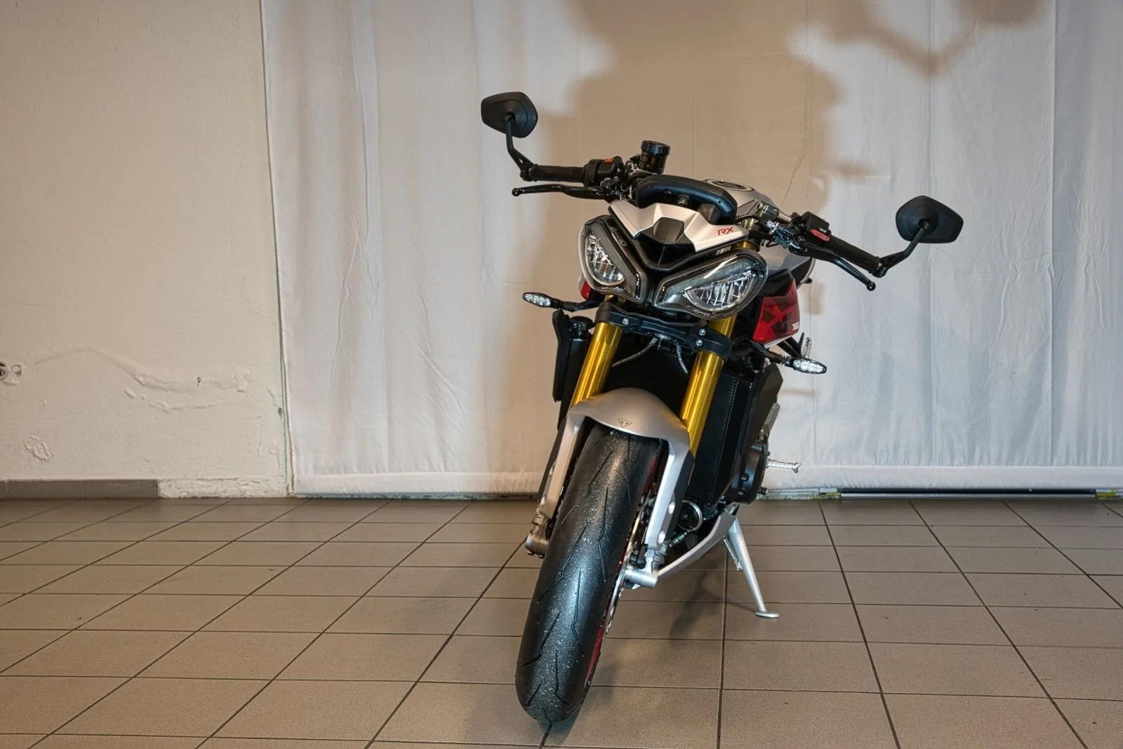 Triumph Street Triple 765 RX
