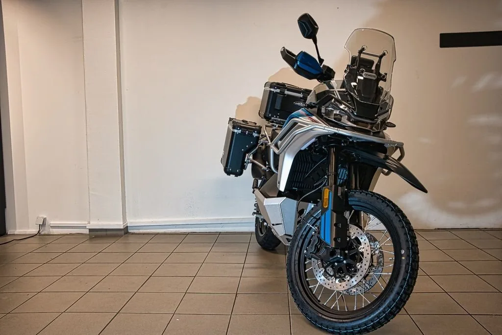 CFMOTO 800MT-X