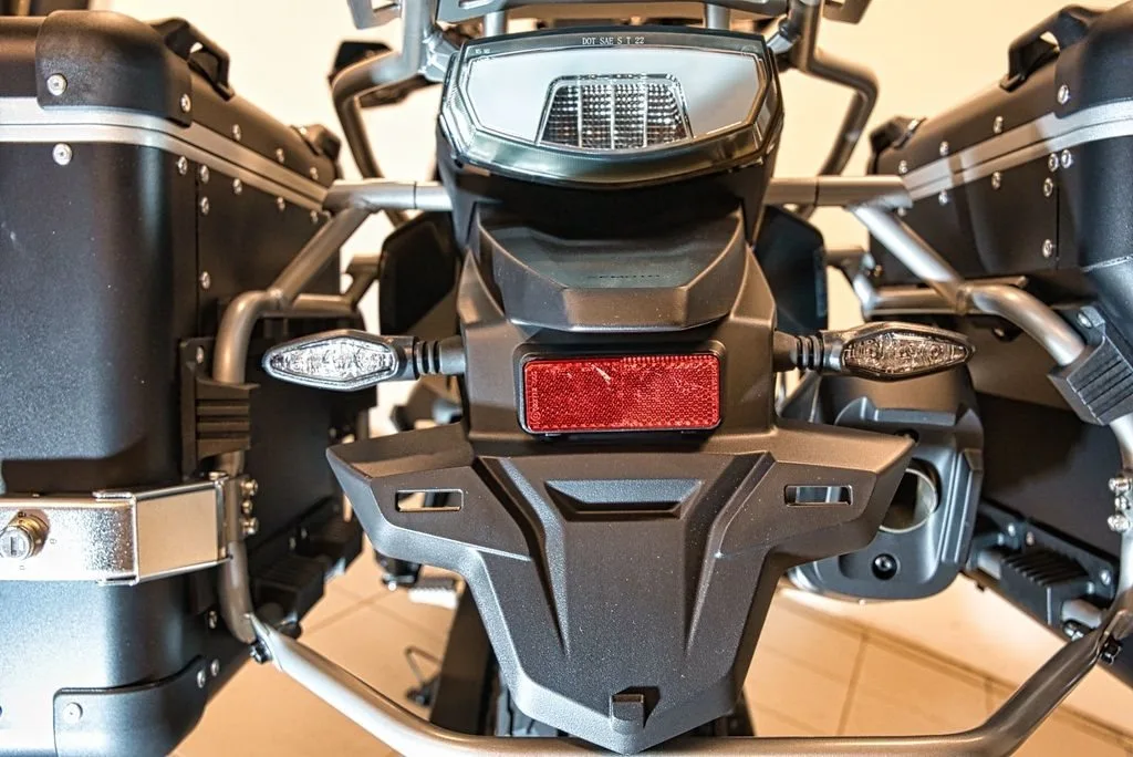 CFMOTO 800MT-X