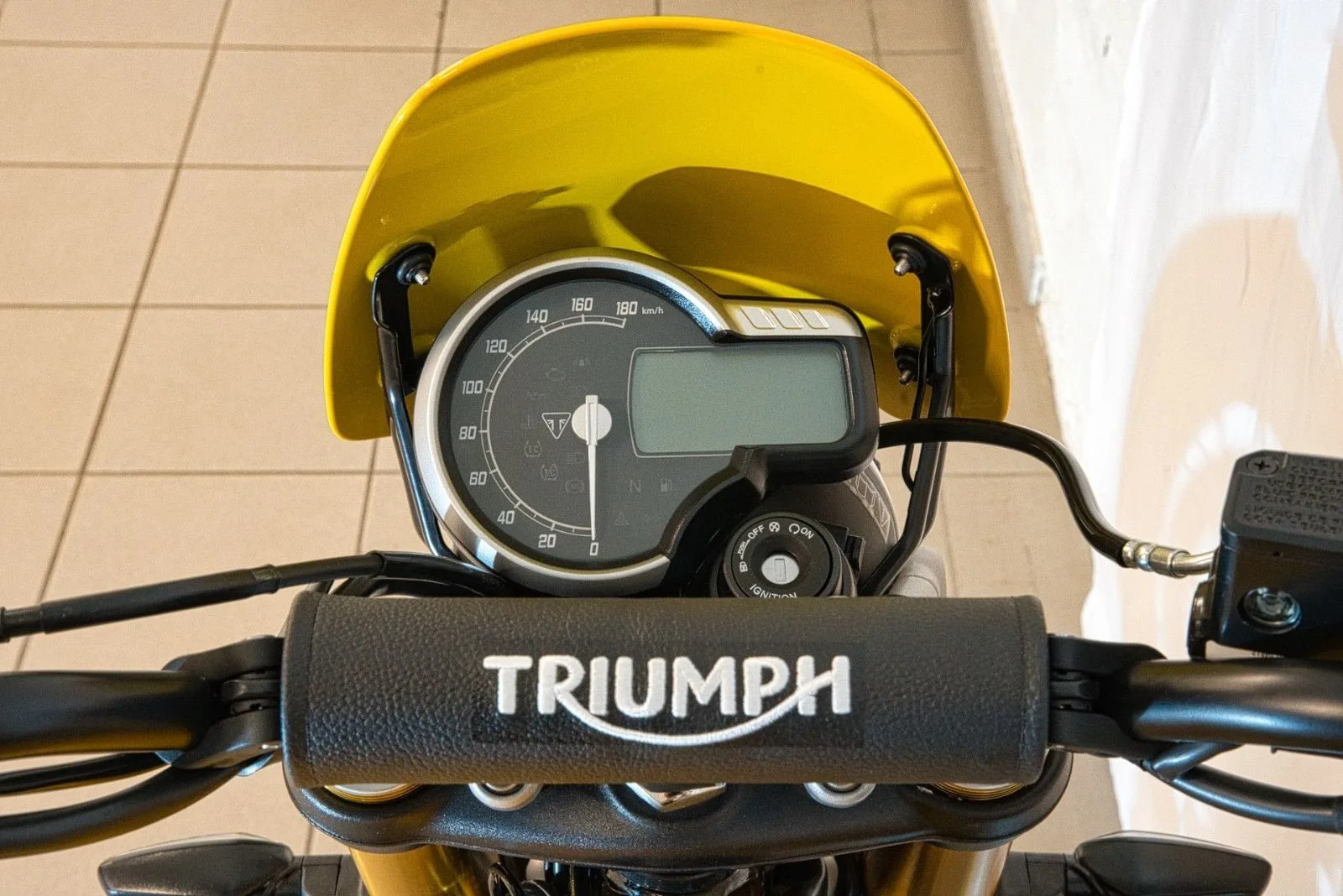 Triumph Scrambler 400 XC