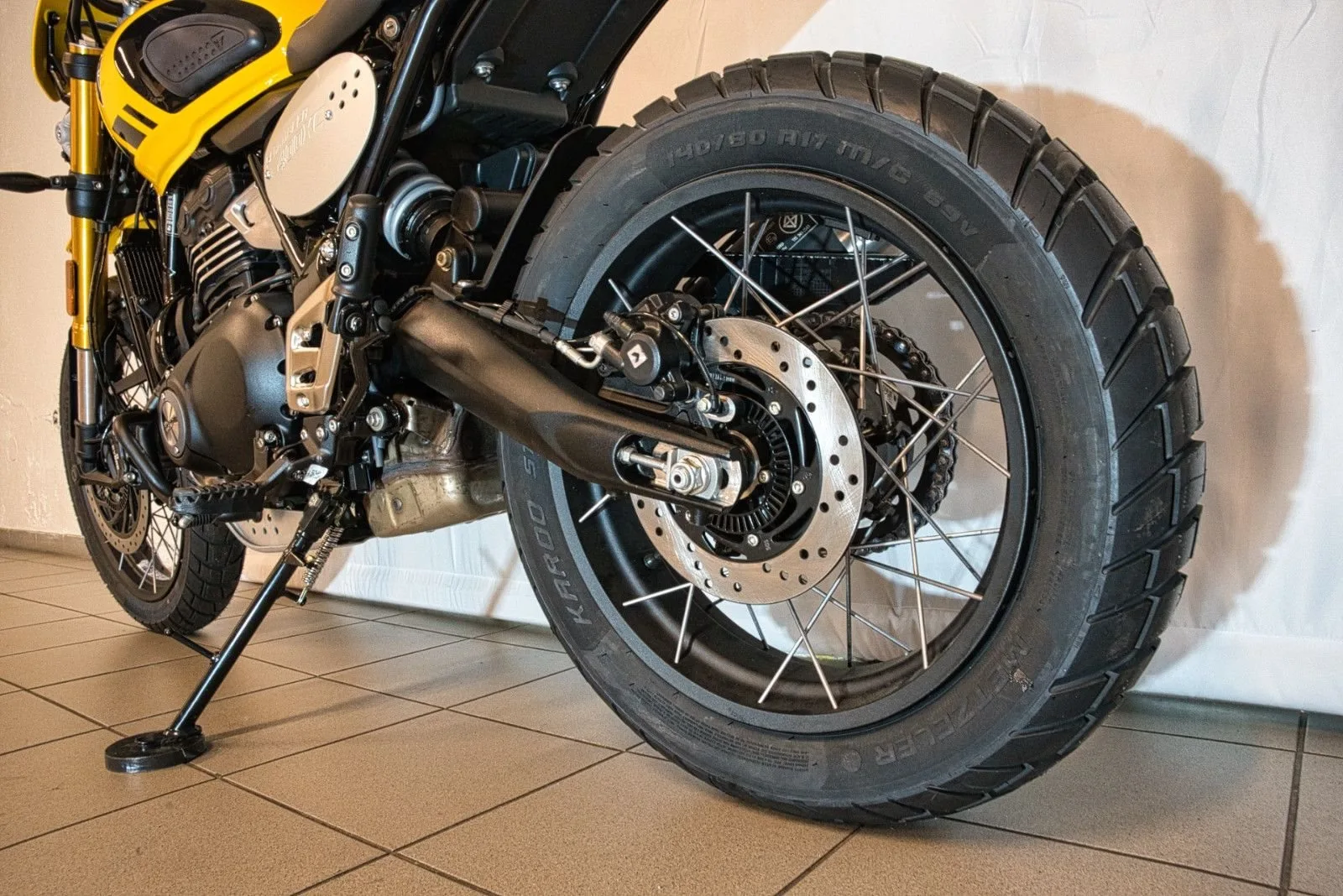Triumph Scrambler 400 XC