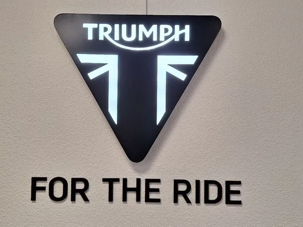 Triumph Daytona 660