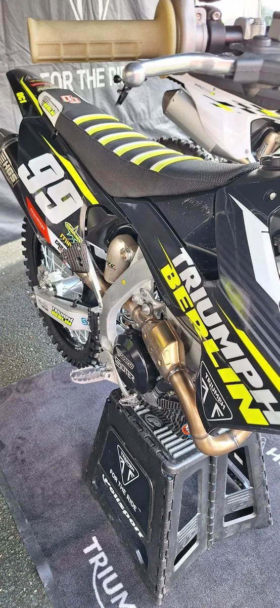 Triumph TF 250-X