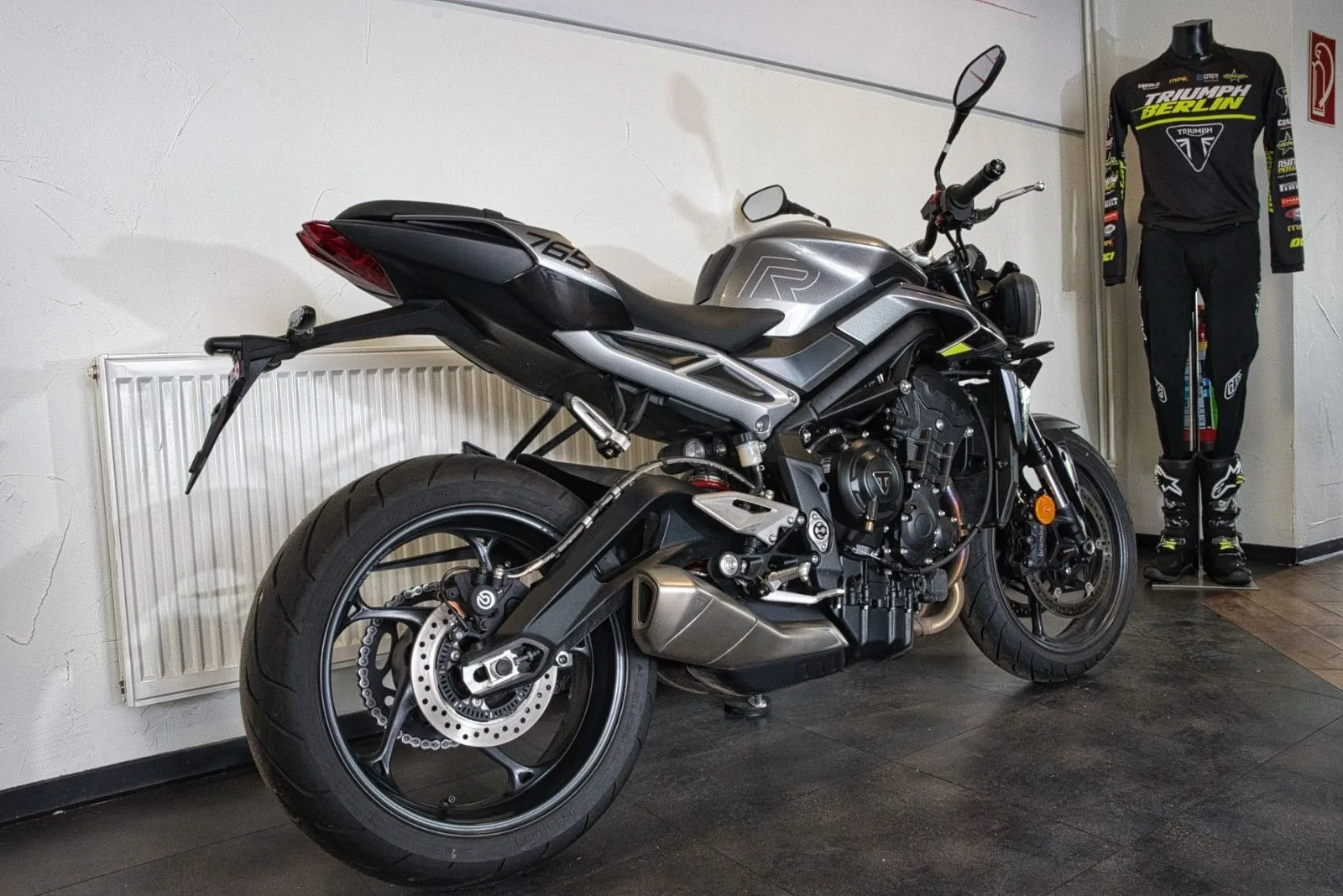 Triumph Street Triple R