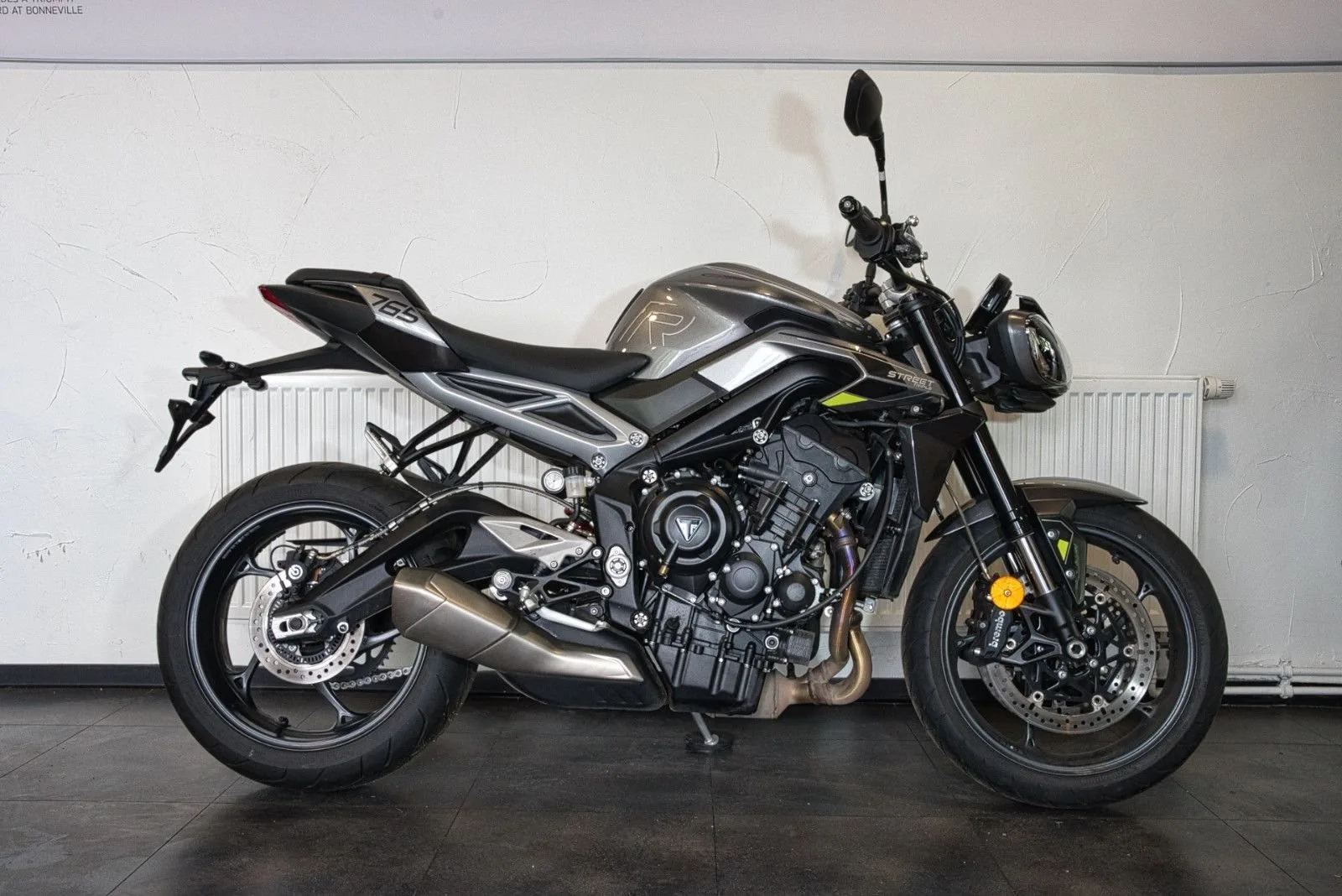 Triumph Street Triple R