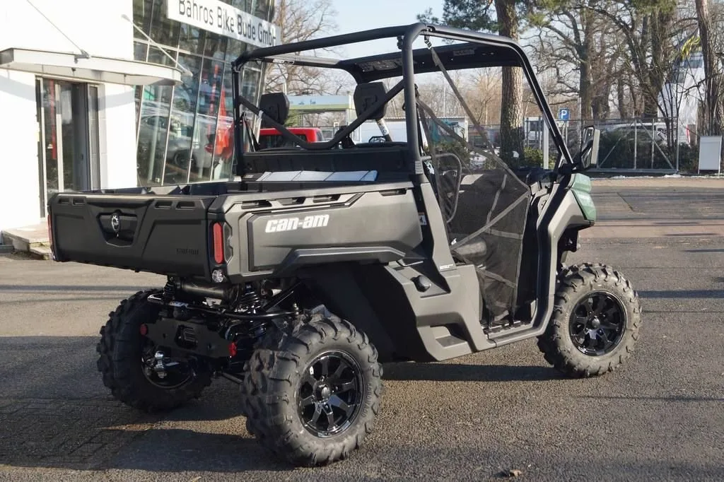 Can-Am Traxter Base HD9 T