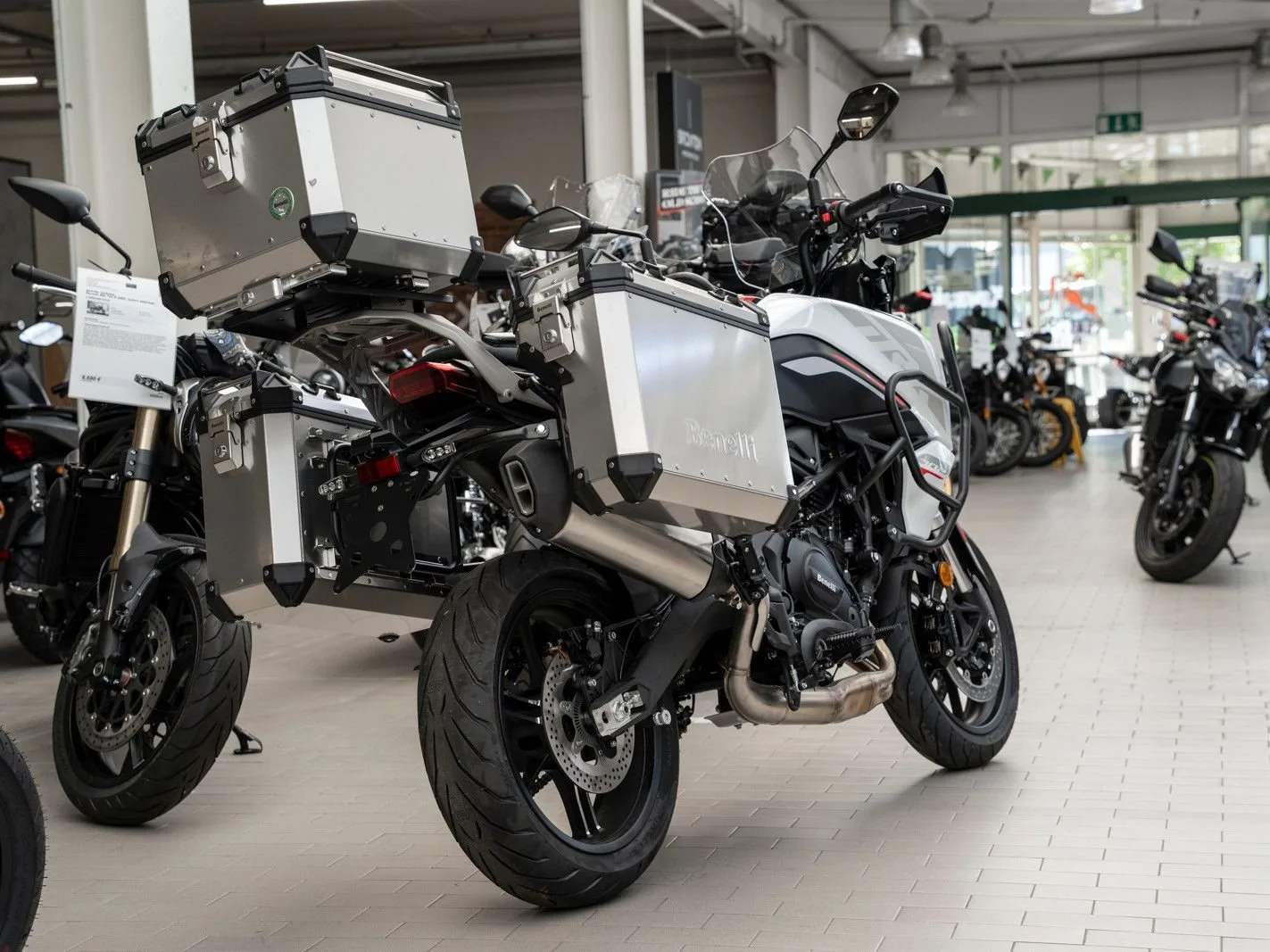 Benelli TRK 702