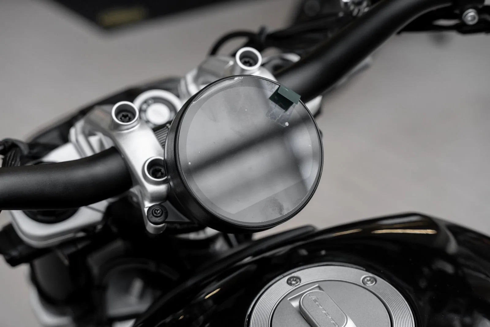 Benelli Leoncino Bobber 400