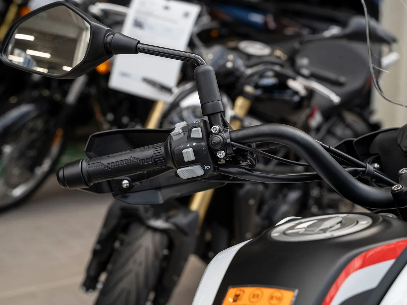 Benelli TRK 702