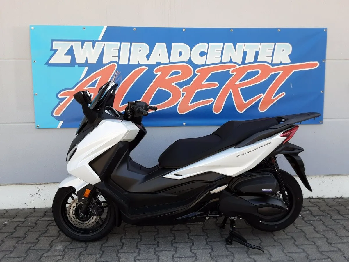 Honda Forza 350