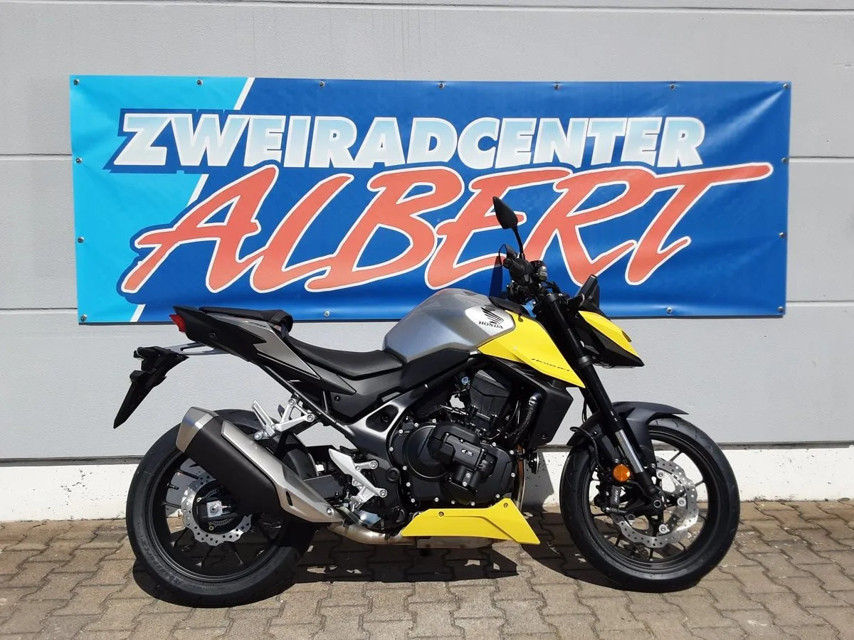 Honda CB750 Hornet E-Clutch