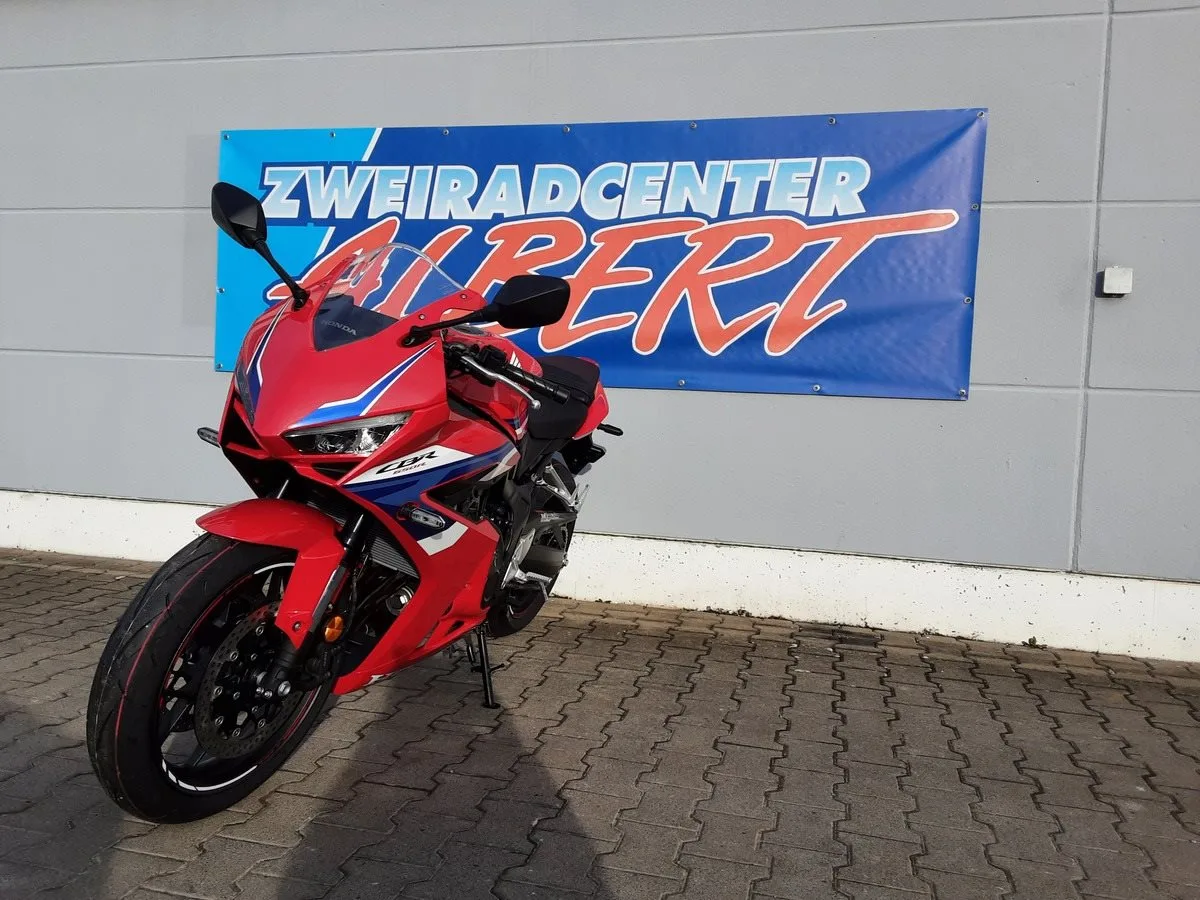 Honda CBR650R