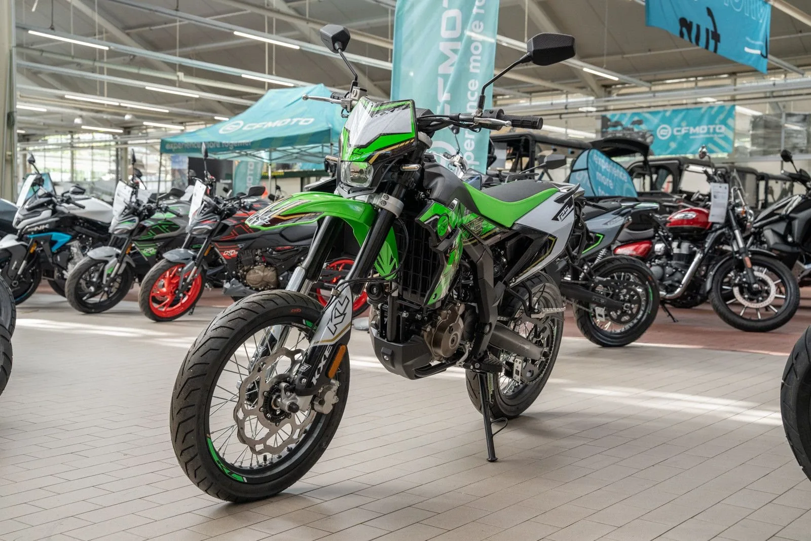 KL Motors KXE 125