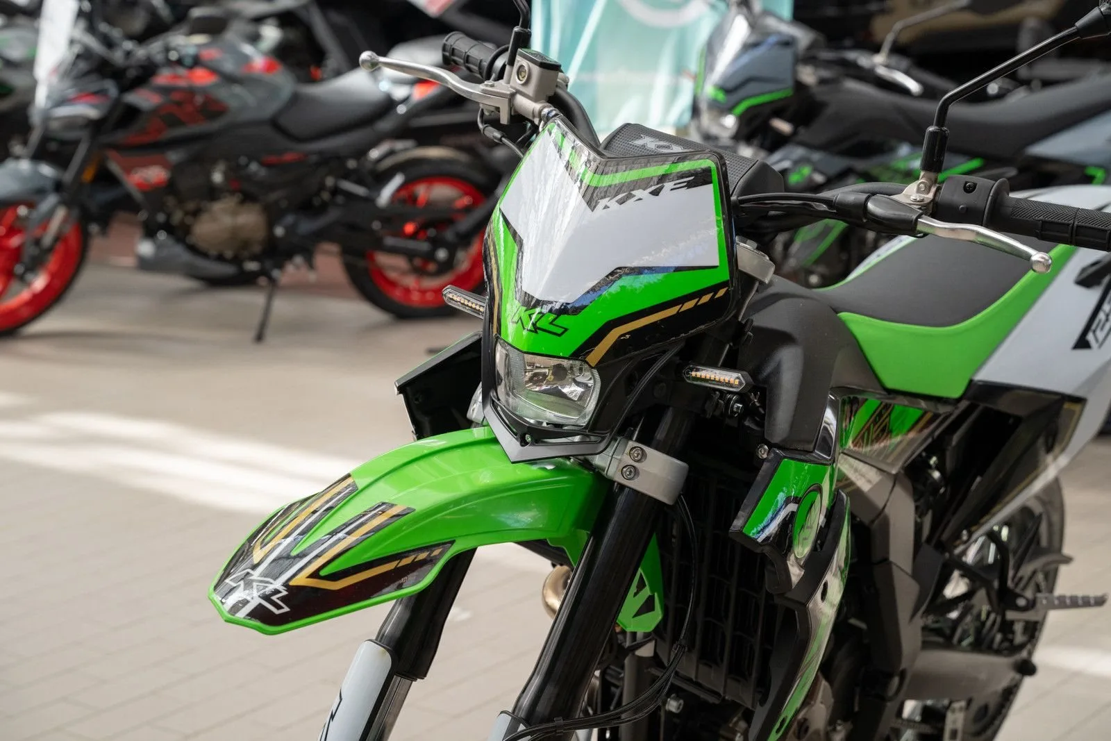KL Motors KXE 125