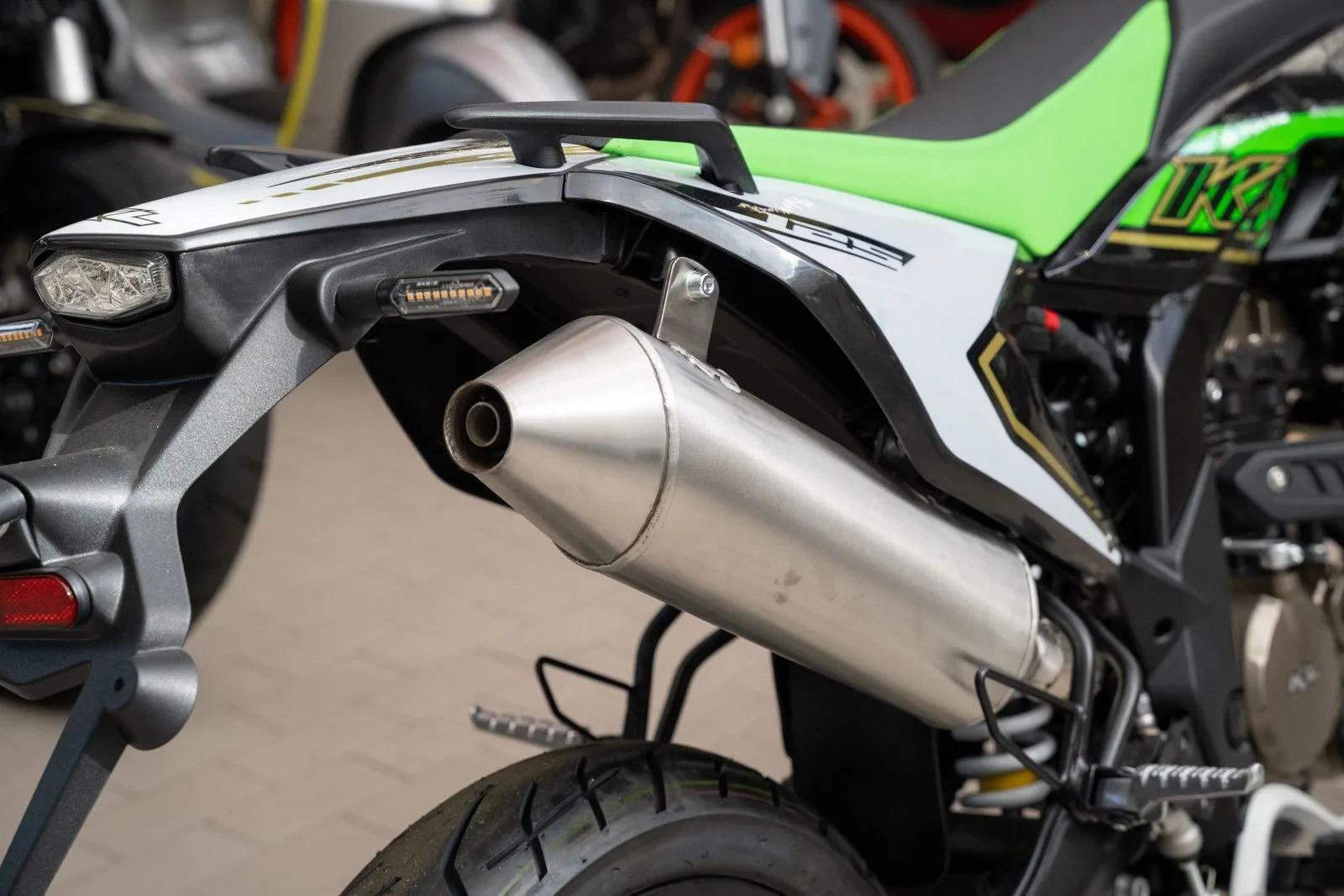 KL Motors KXE 125