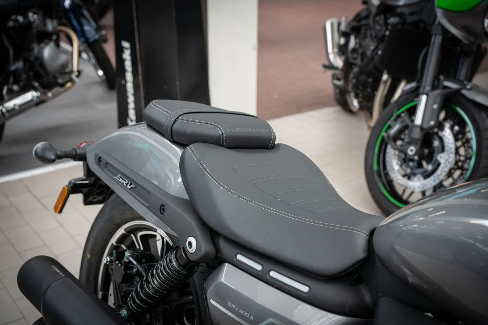 QJ Motor SRV 400 AMT