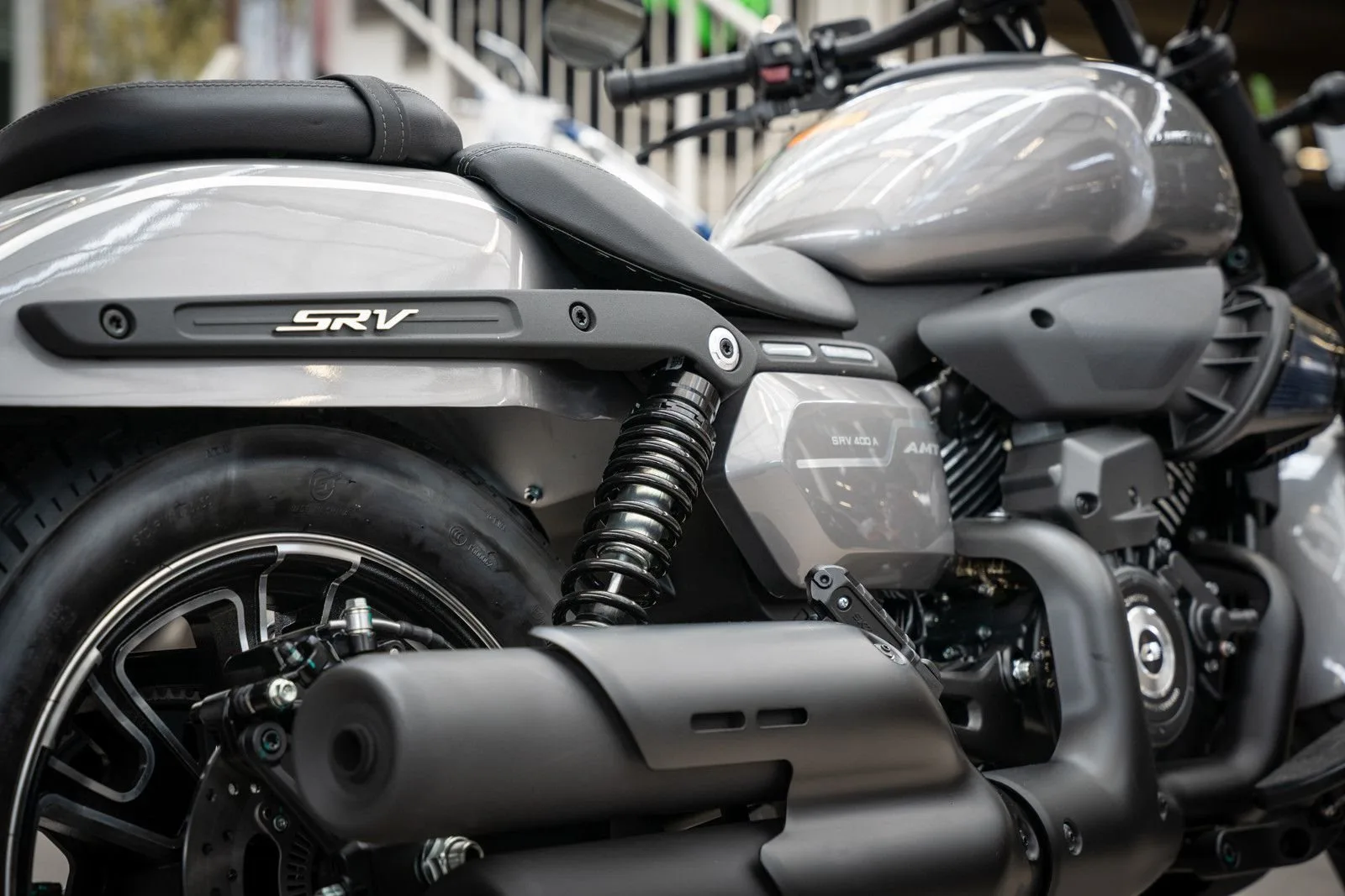 QJ Motor SRV 400 AMT