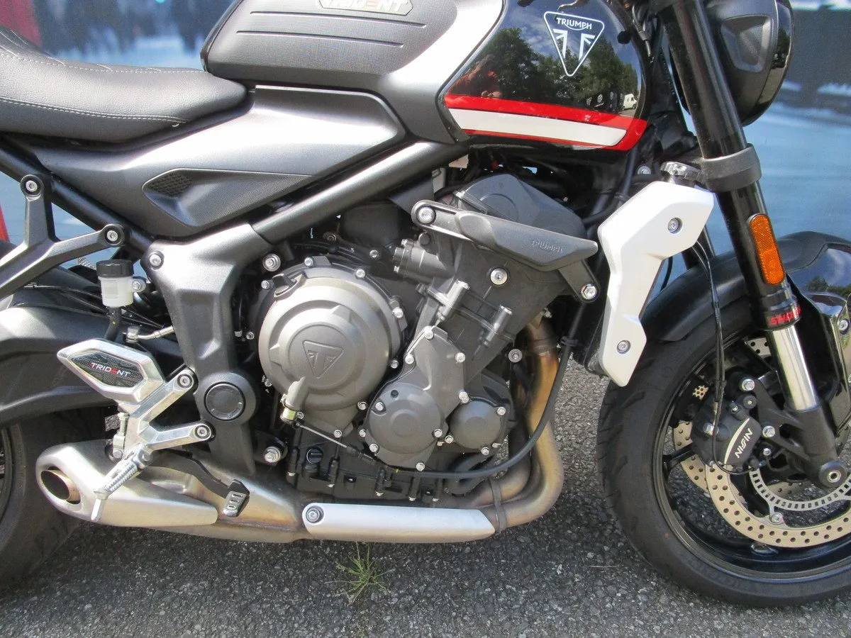 Triumph Trident 660