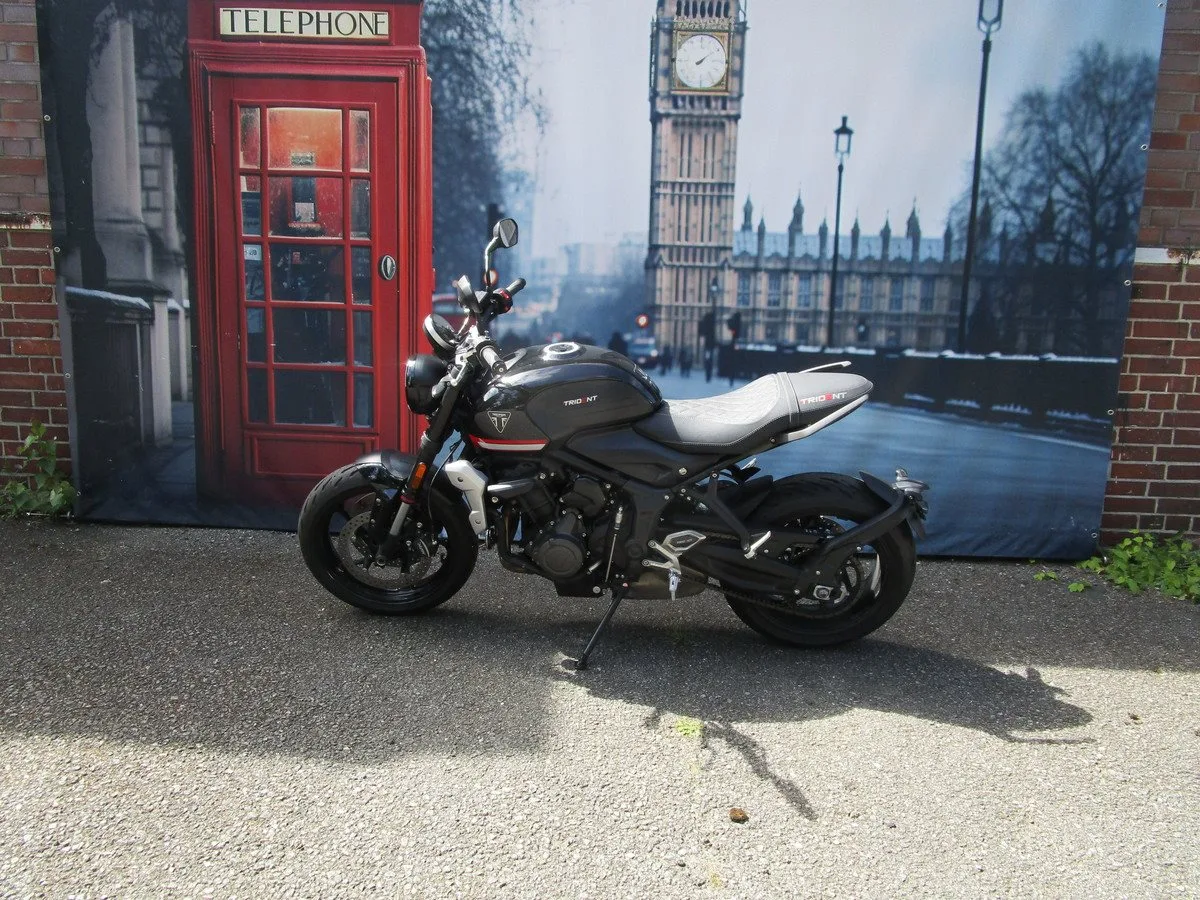 Triumph Trident 660