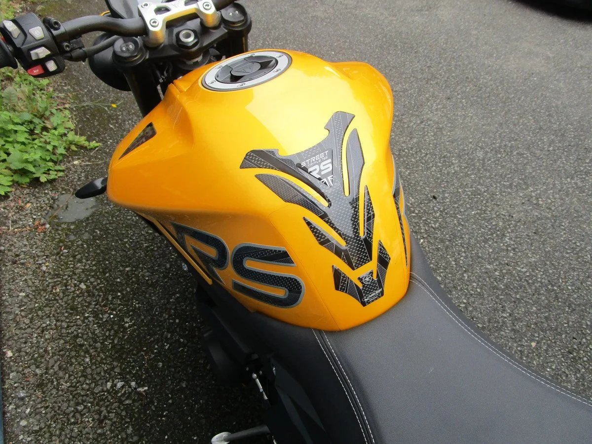 Triumph Street Triple RS