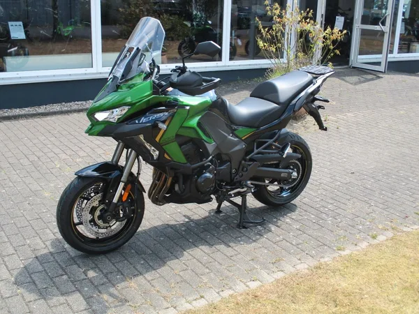 Kawasaki Versys 1100 SE