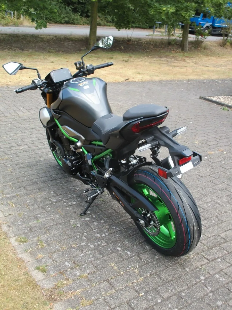 Kawasaki Z900 SE