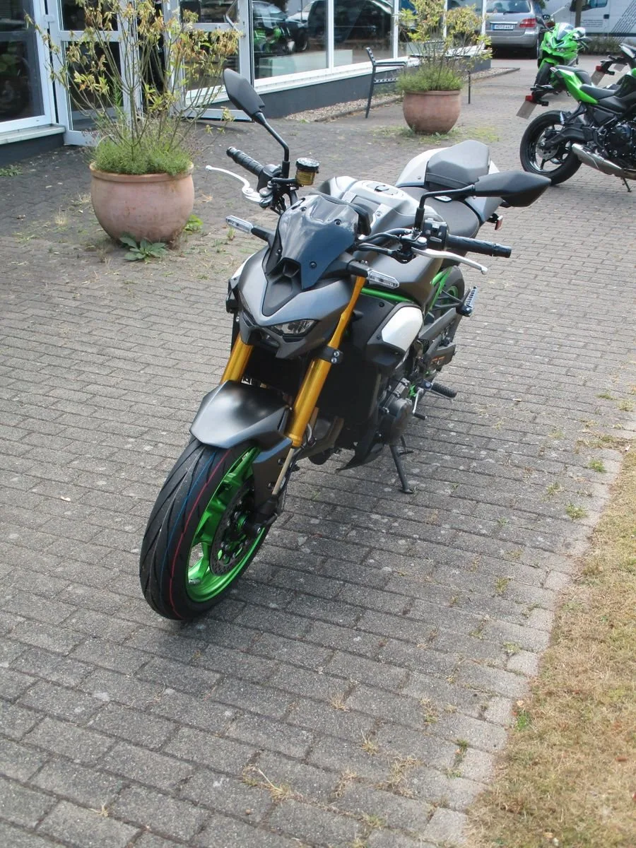 Kawasaki Z900 SE