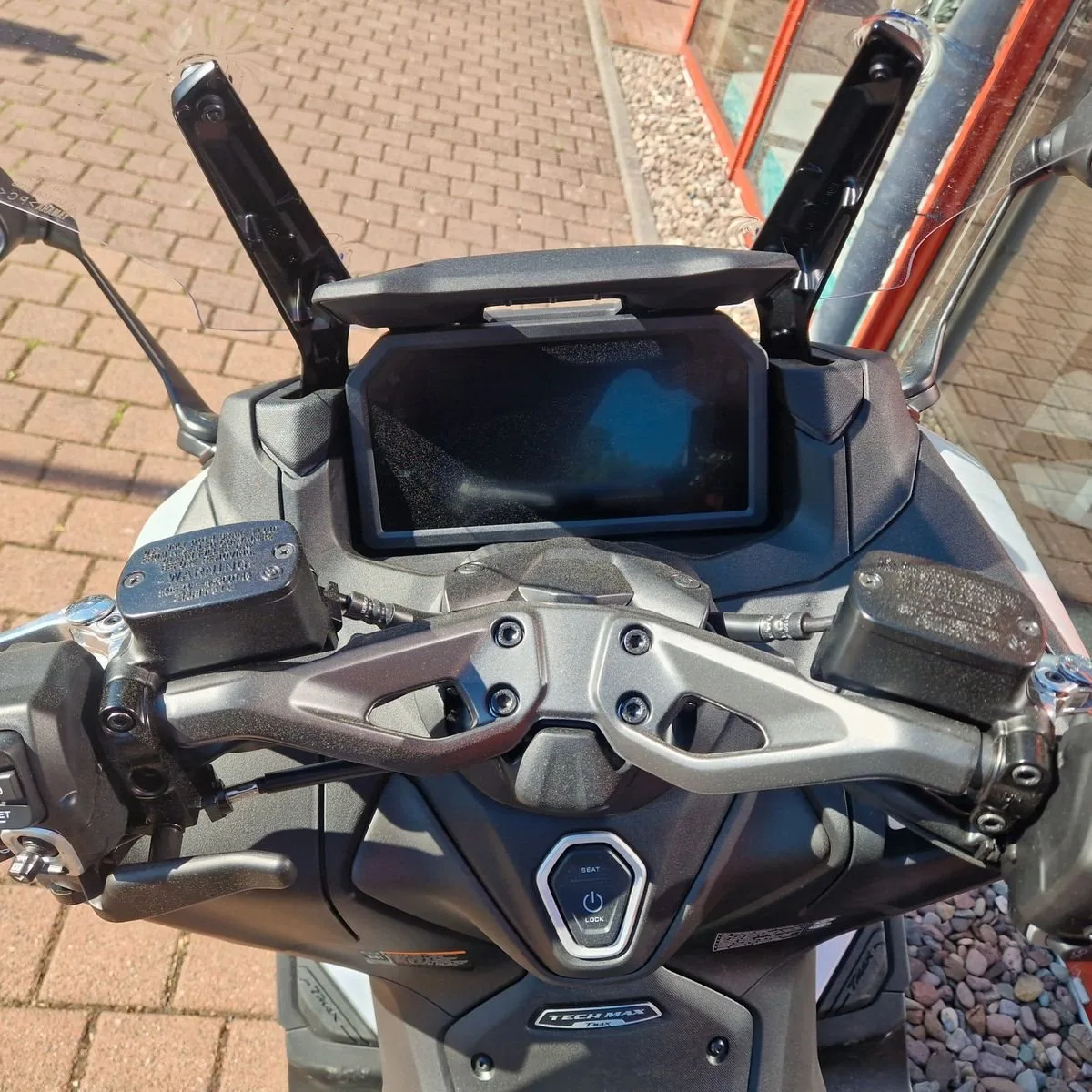 Yamaha TMAX Tech MAX
