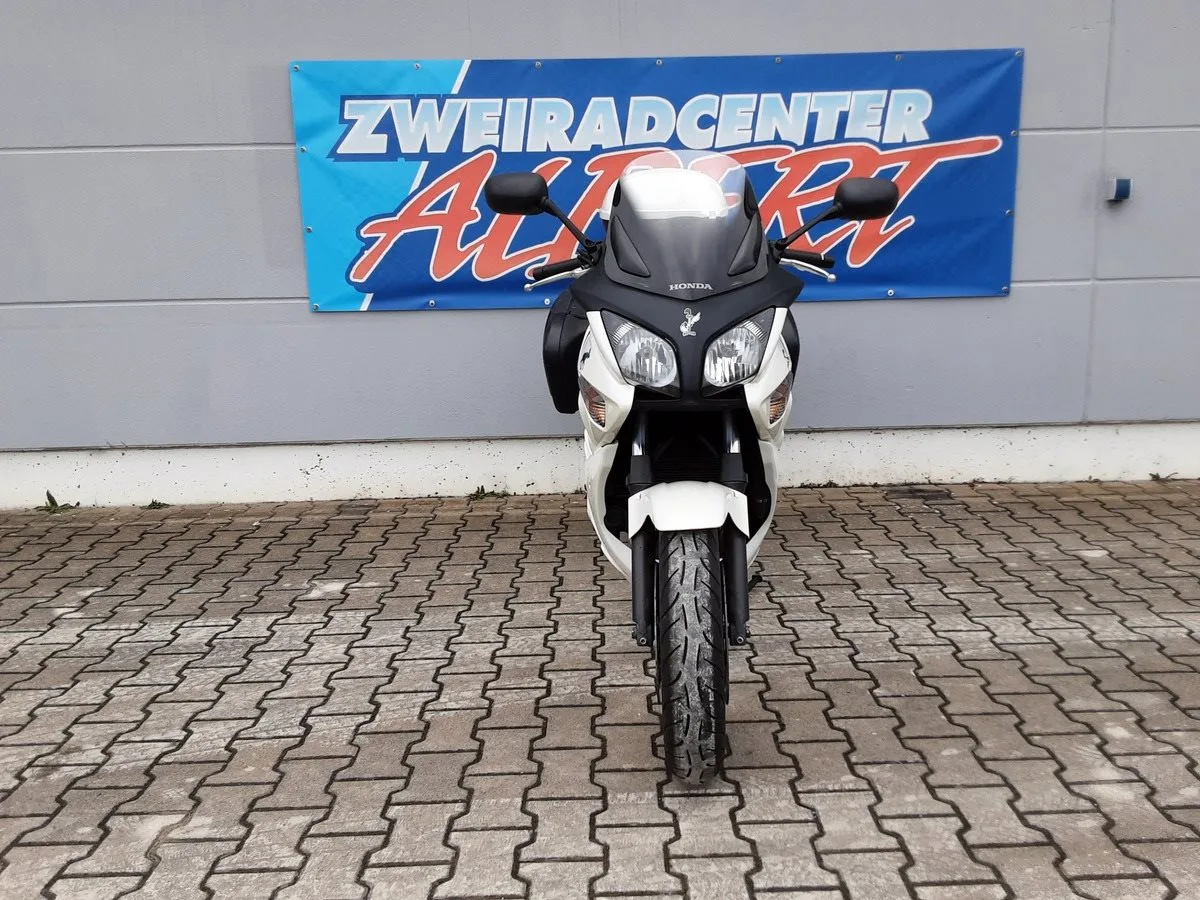 Honda CBF 600 S