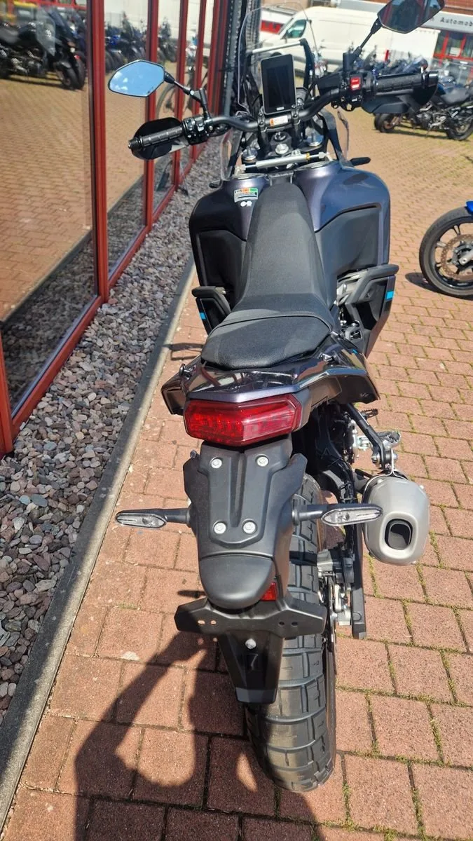 Yamaha Tenere 700 World Raid, Akra