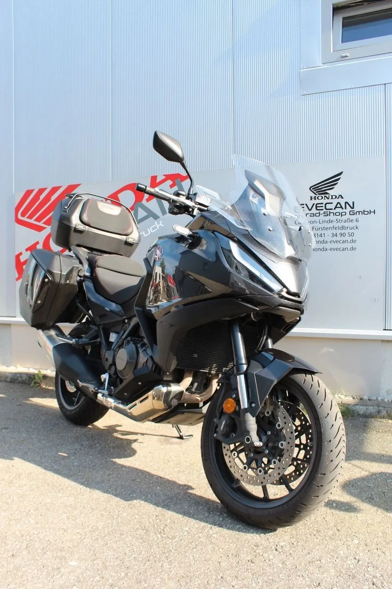 Honda NT1100