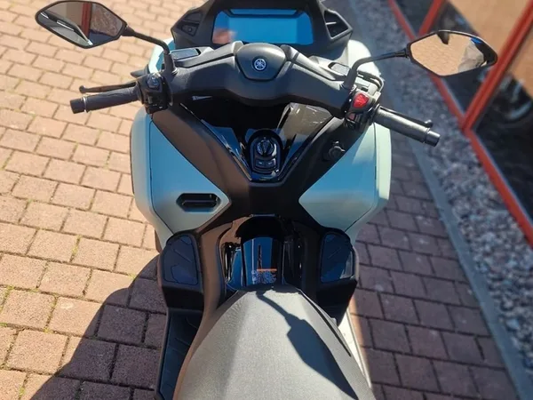 Yamaha Tricity 300