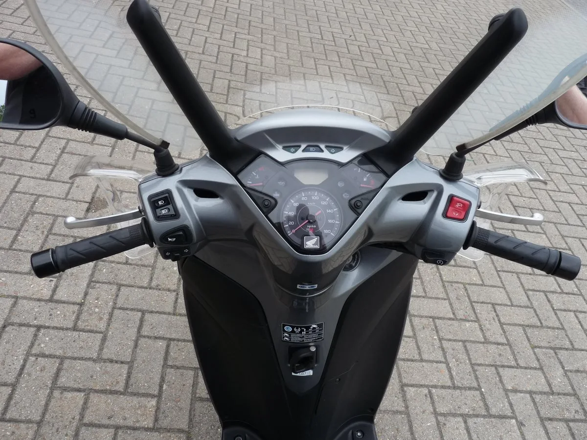 Honda SH300i ABS