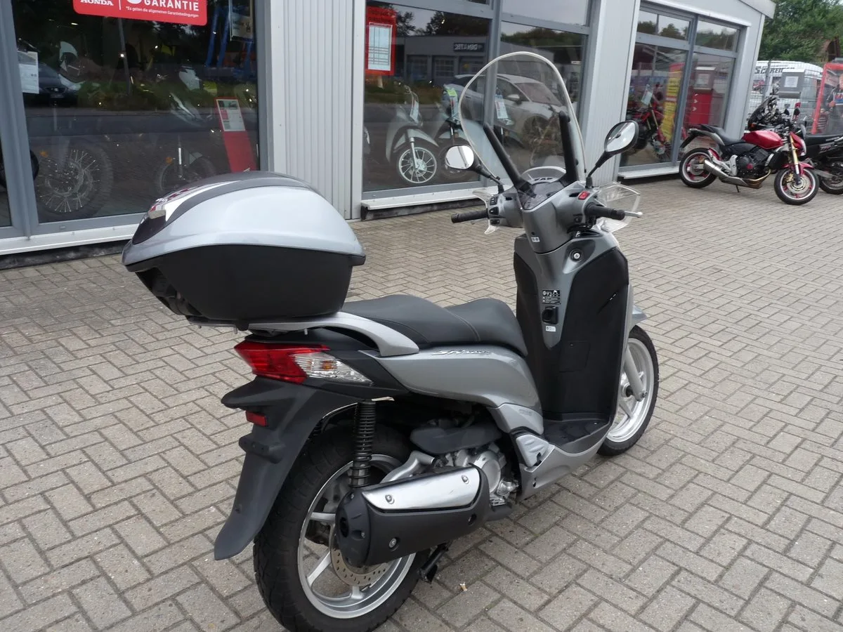 Honda SH300i ABS