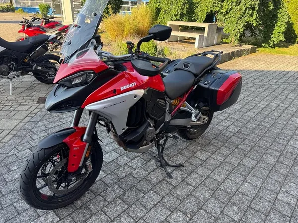 Ducati Multistrada V4 S