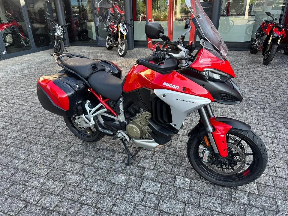 Ducati Multistrada V4 S