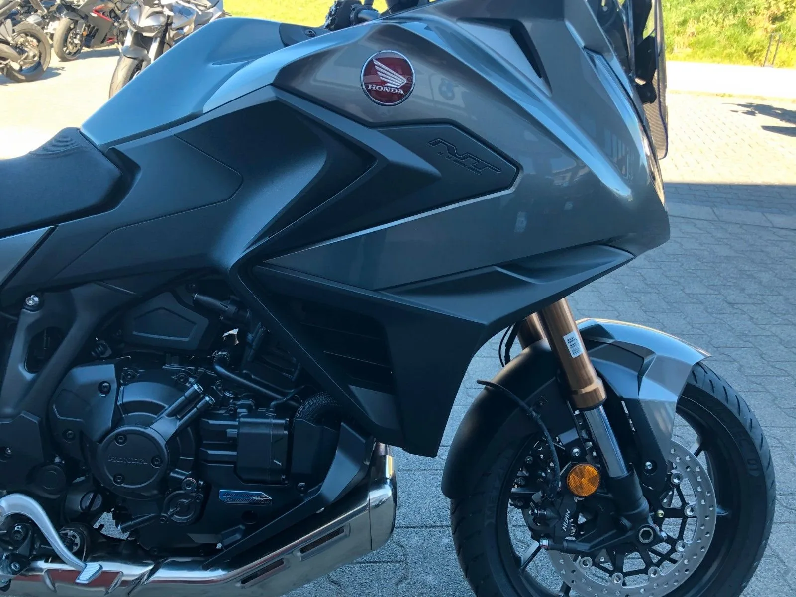 Honda NT1100 DCT Electronic Suspension