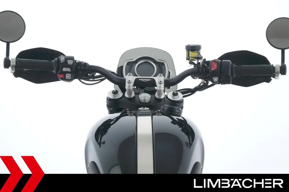 Triumph Scrambler 1200 XC