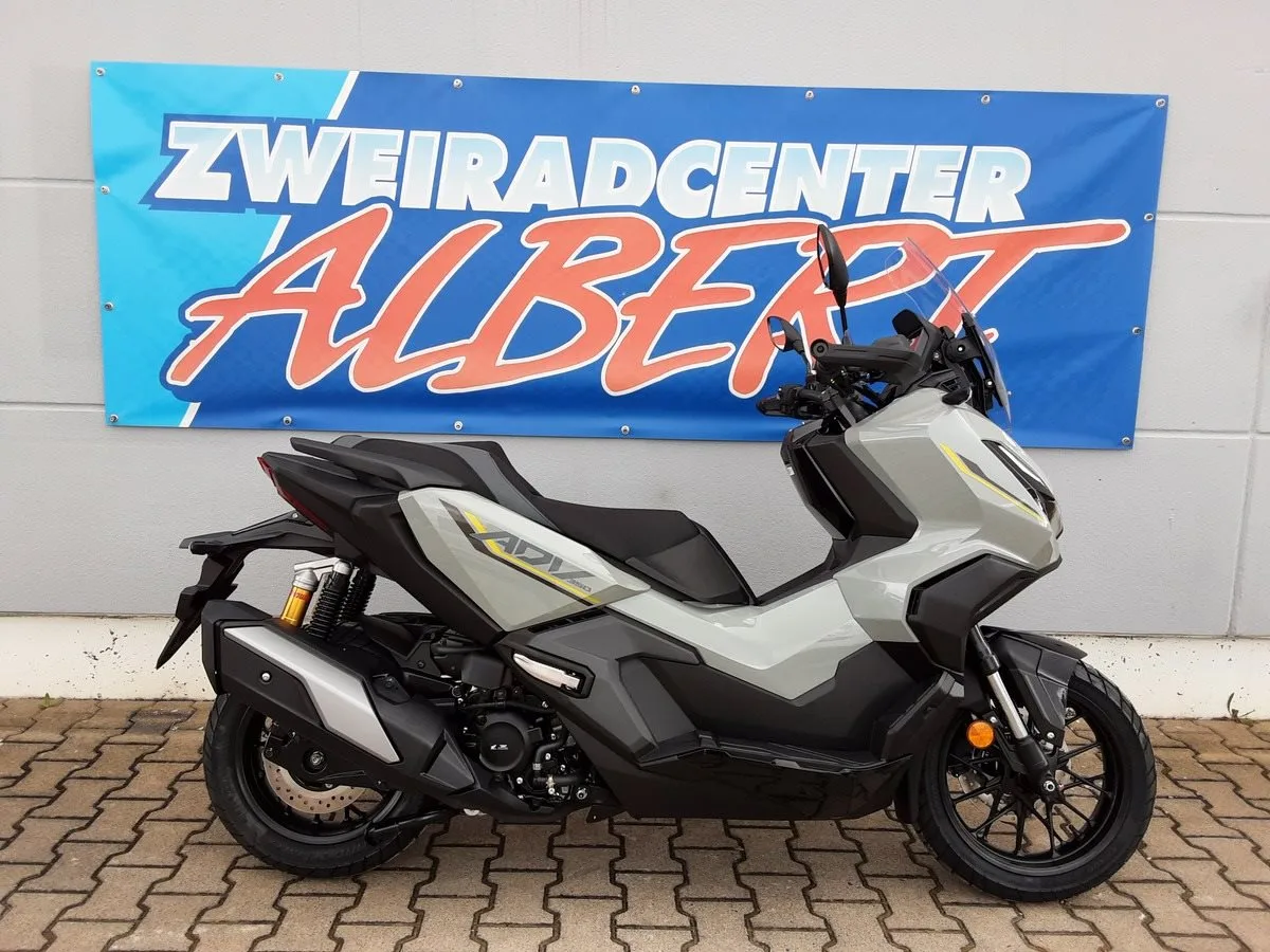 Honda ADV350 Special Edition
