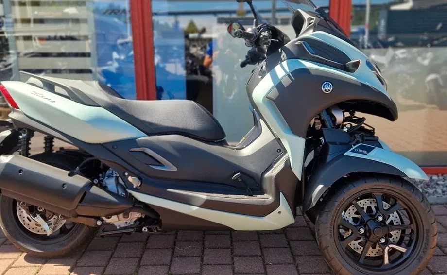 Yamaha Tricity 300