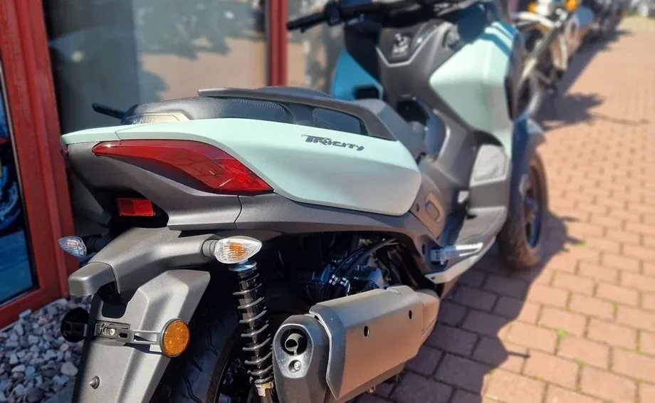 Yamaha Tricity 300
