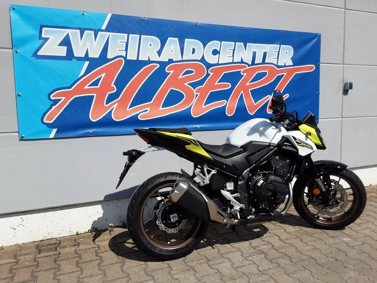 Honda CB500 Hornet E-Clutch